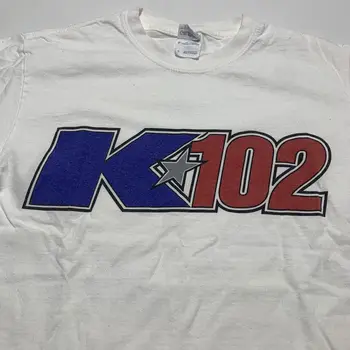 Vintažiniai K102 šalies radijo marškinėliai Nurodykite reklamą Vyriškos mažos ilgos rankovės