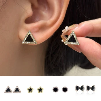 Juodi nerūdijančio plieno auskarai maži mieli žvaigždės širdies smeigės auskarai Rinkinys Punk auskarų vėrimas Ausų ausų moteriški minimalistiniai papuošalai