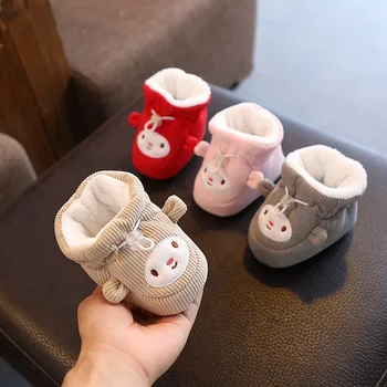 Rudens ir žiemos naujagimių batai ir kojinės su pliušiniais minkštais padais Mažylių batai 0-1 metų berniukams ir mergaitėms Medvilniniai batai