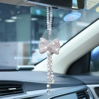 Creative Diamond Bowknot Automobilio pakabukas Mielas Krištolo kutai Grandinėlė Galinio vaizdo veidrodėlis Ornamentas Perlas Kalnų krištolas Moteriški automobilių aksesuarai