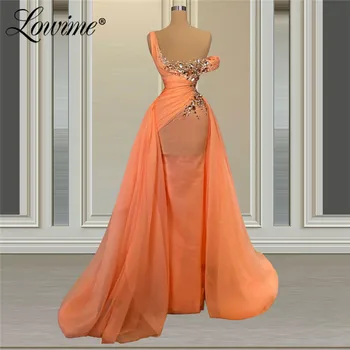 Crystals Raudonos įžymybių suknelės 2021 Vakarėlių pabėgusios suknelės Vakarinės aprangos Moteriški oficialūs prom chalatai Vestidos De Fiesta vakarėlio suknelė
