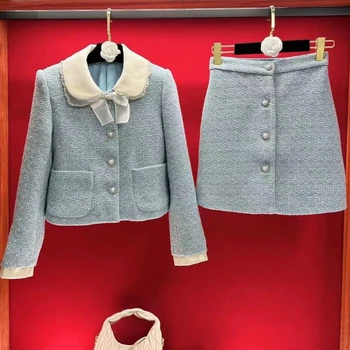 2023 Ruduo/Žiema Naujos mados blizgučių rinkinys Moteriško prabangaus stiliaus lėlės kaklo tvido paltas ir mini sijonas Korėjiečių populiarus kostiumas