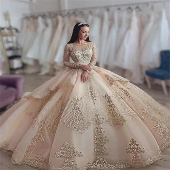 Prabangi Quinceanera suknelė Nėrinių aplikacijos ilgomis rankovėmis Ball Gown Vestidos de Noiva Sheer O-Neck Princess Court Train Prom suknelė