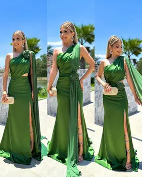 Žalia Saudo Arabija Prom suknelės Vieno peties ilgos vakarinės suknelės Rankų gėlės Oficialios moterys Proga Vakarėlių chalatai