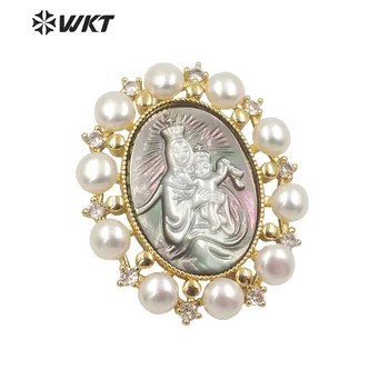 WT-JP276 Didmeninė prekyba Mados aukso rėmelis Religinis micrpave nustatymas Shell ovalo formos perlų žavesio pakabukas Moterys Puošnus karališkas stilius